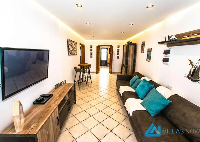 Graciosa By Now Ltd * Playa Blanca (Lanzarote)